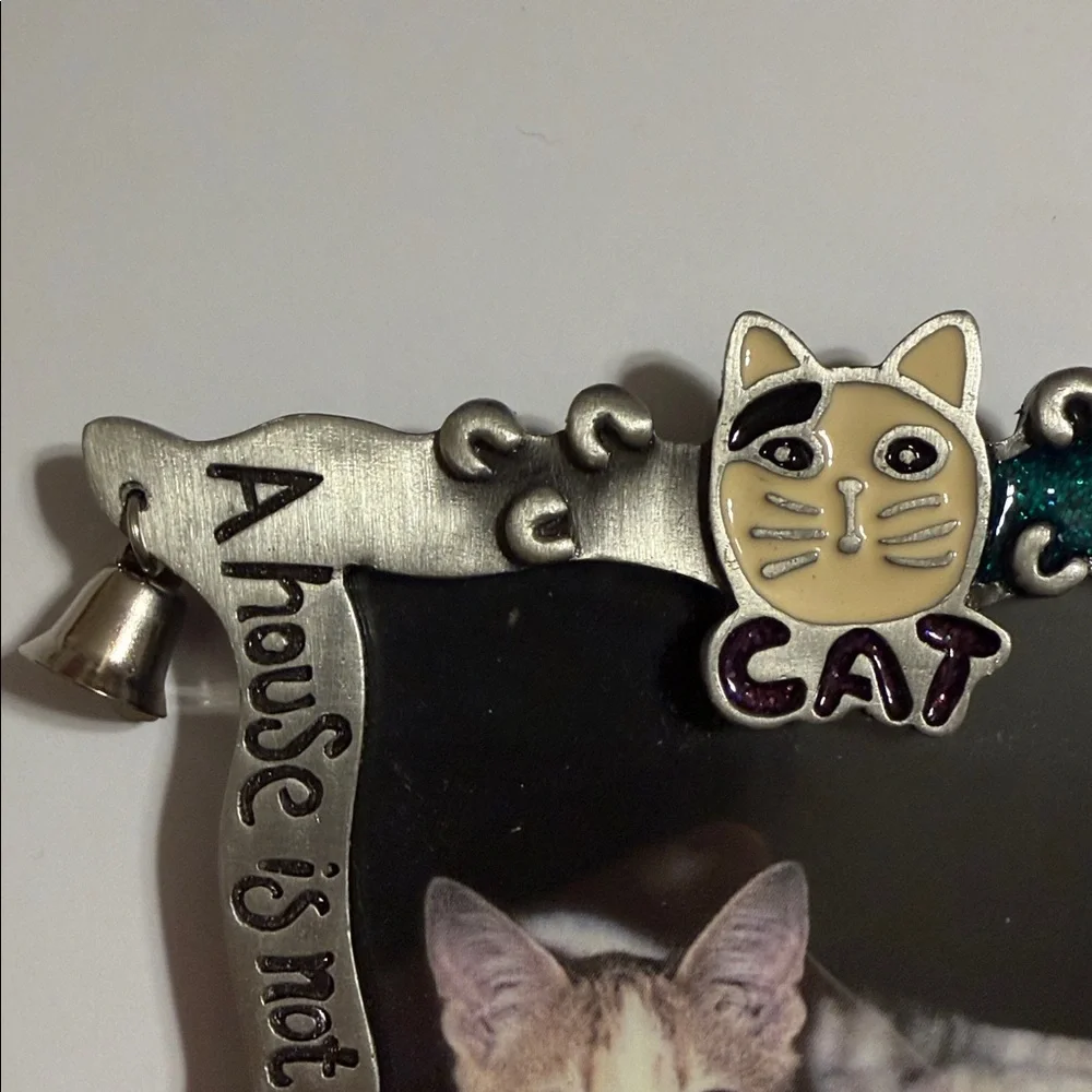 Vintage Treasure Memories GANZ Cat Frame with Silver and Teal Sparkling Accents